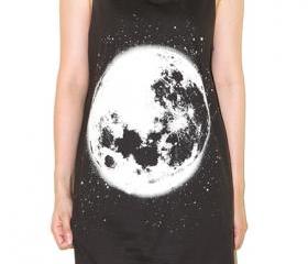 The Moon Full Moon Lunar Charcoal Black Tank Top Singlet Sleeveless Women Universe Art Punk Rock T-Shirt Size M